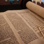 שִׁחֵת לוֹ – לֹא בָּנָיו מוּמָם